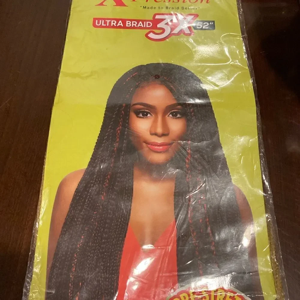 SYN X-PRESSION PRE-STRETCHED ULTRA BRAID / NWT / ASH BLOND